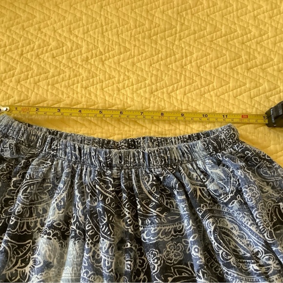 Women’s 2 piece Pajama Set - Picture 4 of 5